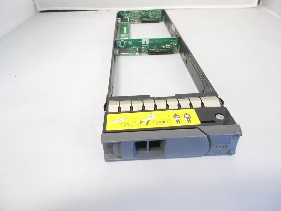 NetApp Dual Tandem 3.5" SATA Hard Drive Caddy Tray DS4486 111-J9197 110-00191